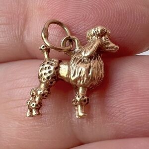 VINTAGE 14K GOLD FRENCH POODLE DOG CHARM PENDANT FOR NECKLACE GREAT DETAILS